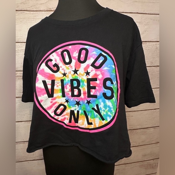 Tops - Good Vibes Only Black Tie-Dye Cropped T-Shirt XL, Vibrant Colors,Casual Tee